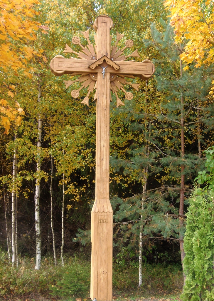 Raimundas Blažaitis. Kryžius. 2013, Kiršai, Vilkaviškio r., medis. LNKC nuotr.